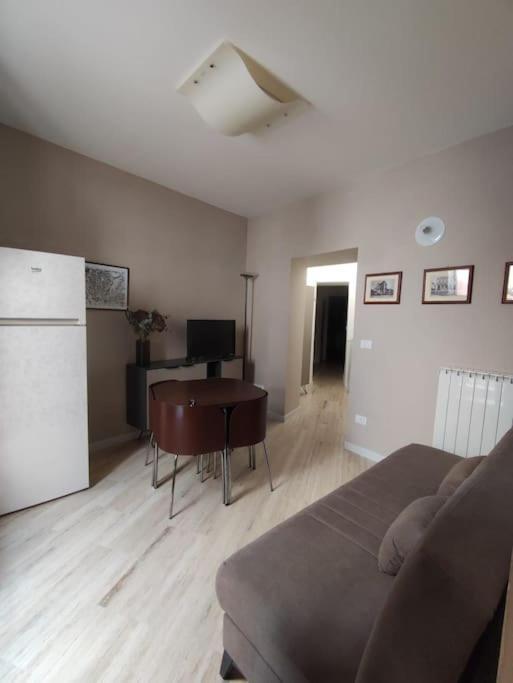 Dimora Tra Ciuchi E Poeti Apartment L'Aquila Exterior photo